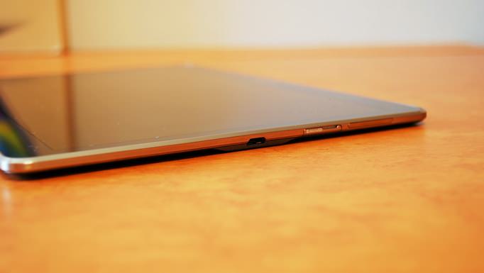 19_20141024_galaxy-tab-s-kaihuu