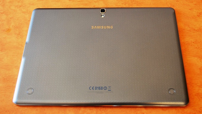 23_20141024_galaxy-tab-s-kaihuu