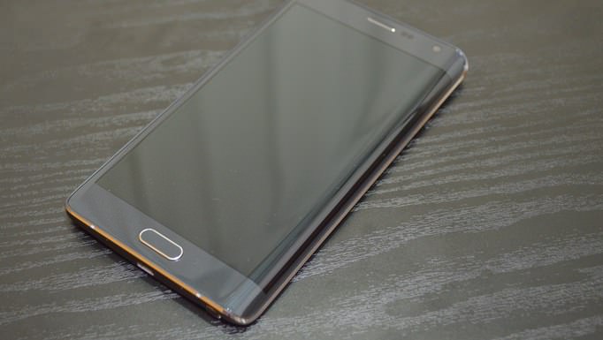 08_20141215_galaxy-note-edge-kaihuu