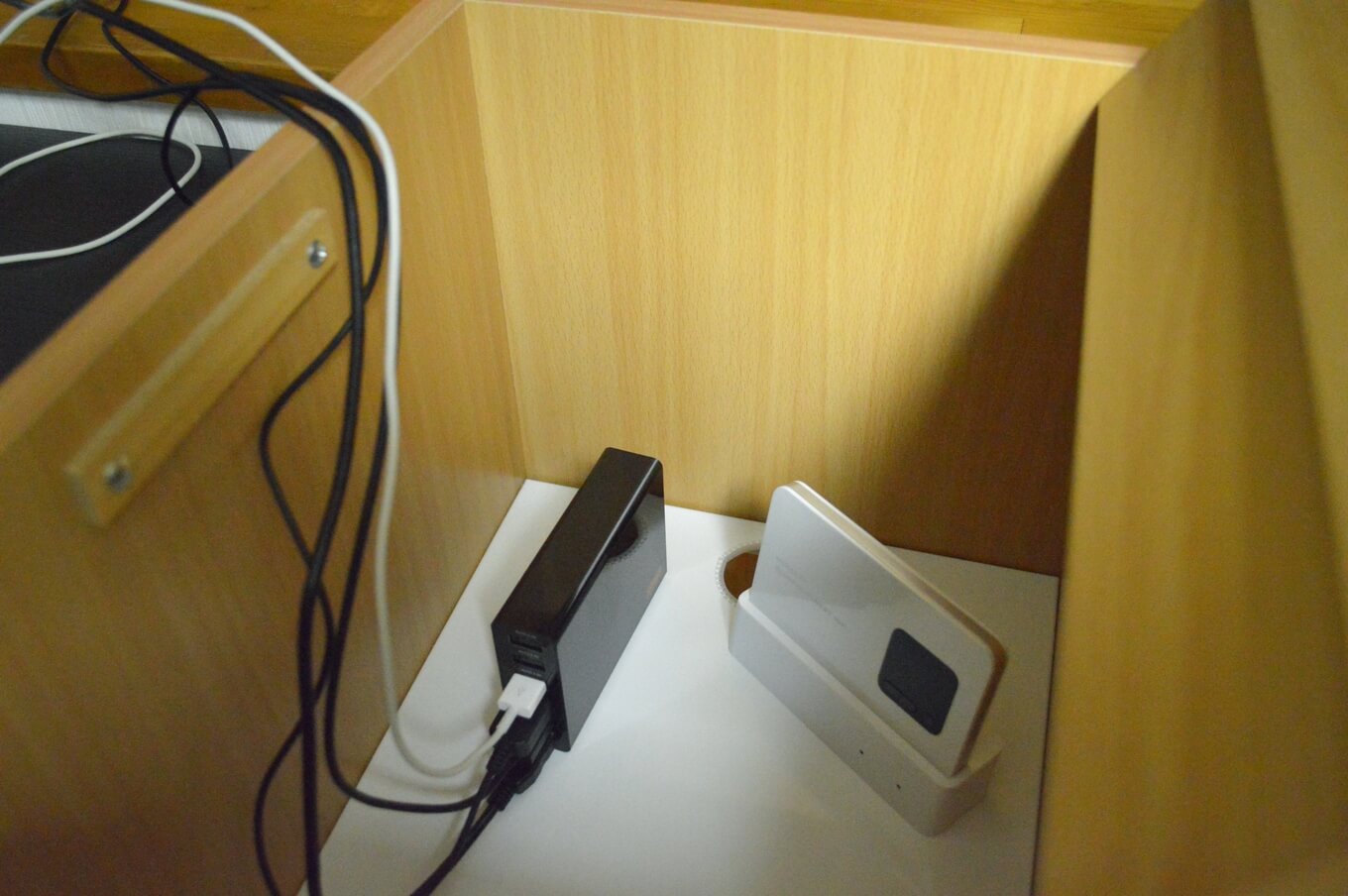 020_20150621_100-desk002m