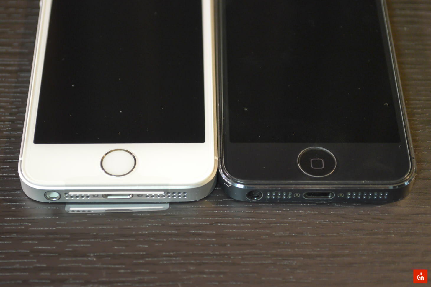011_20160422_iphone-se-review