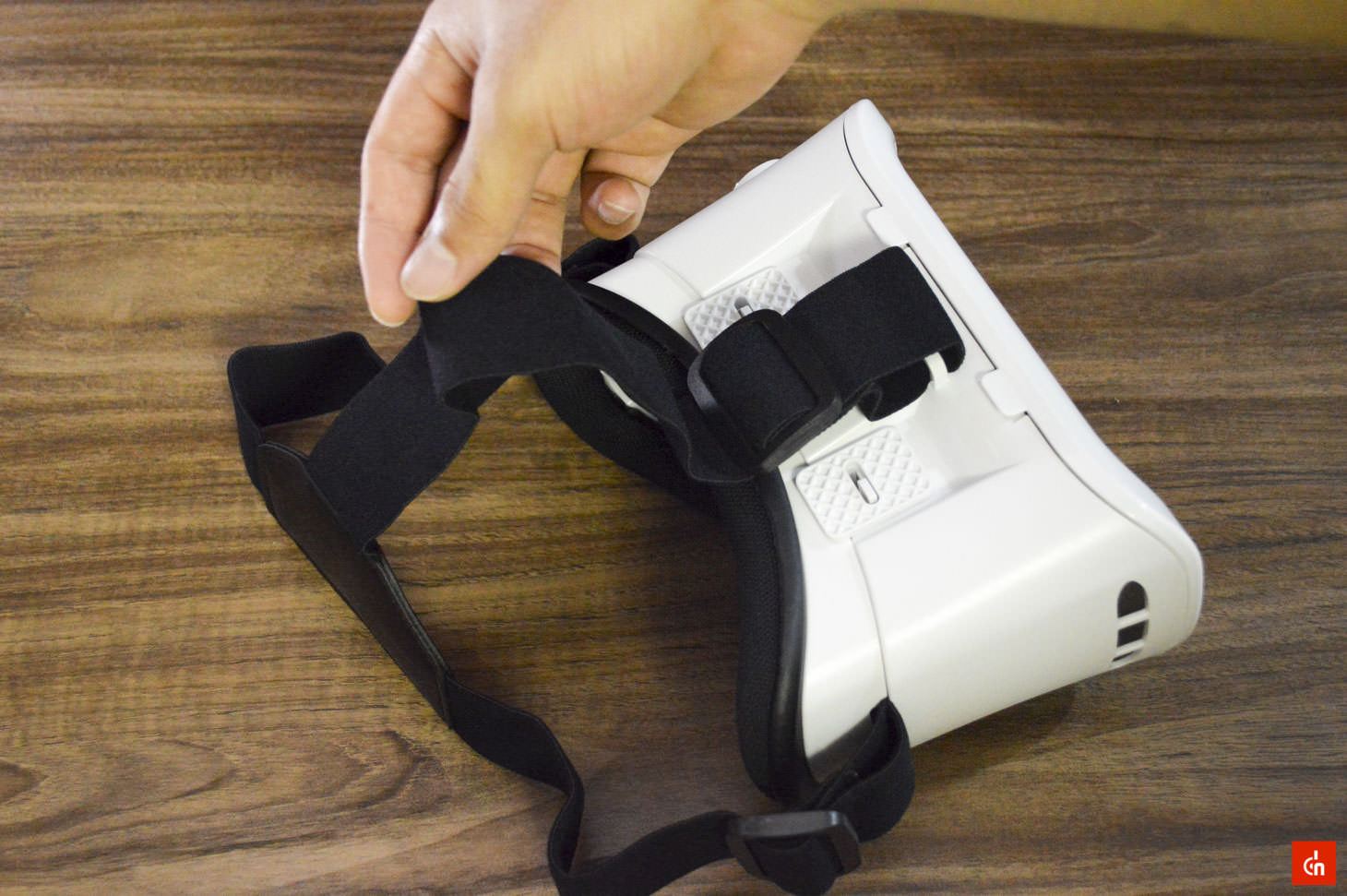 005_20160710_arealer-vr-glasses