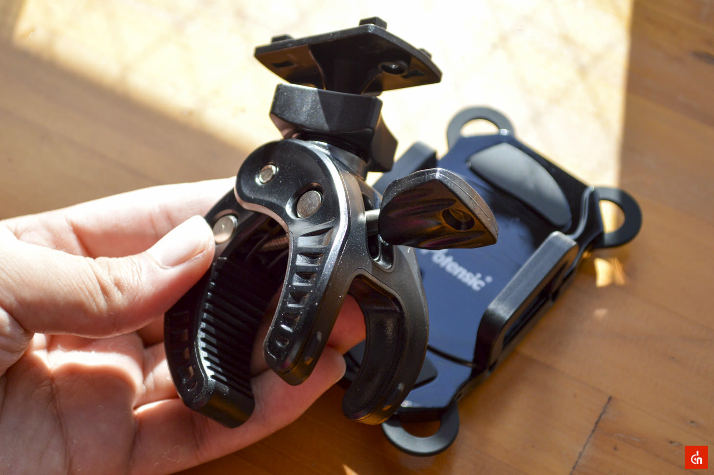004_20161001_potensic-cycle-holder