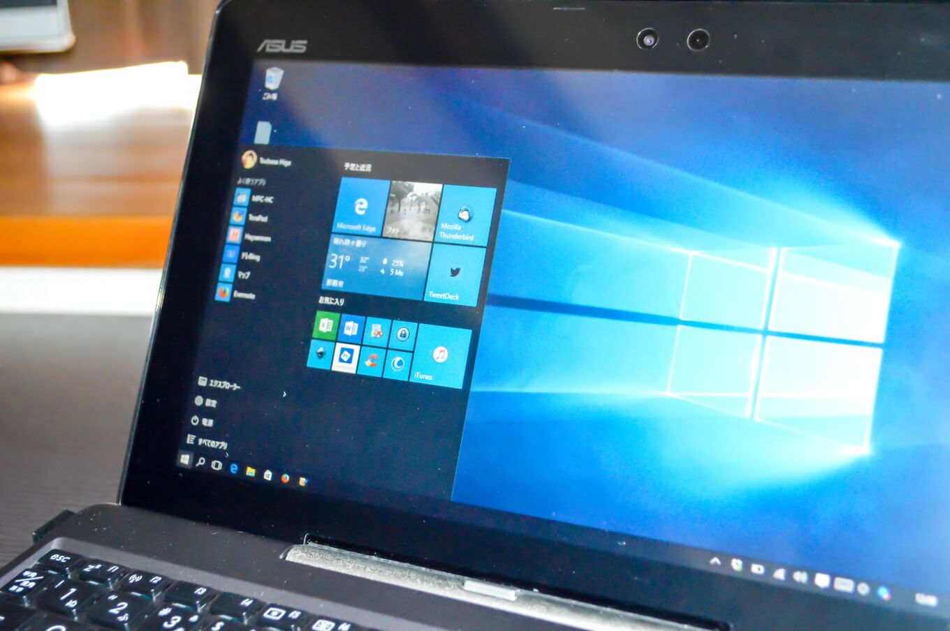 ASUS TransBook T100TA  Windows10